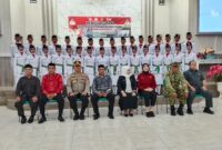 Wabup Touna, Surya Lapasiri Kukuhkan 33 Anggota Paskibraka Yang Akan Bertugas Mengibarkan Bendera Merah Pada Upacara Hari Kemerdekaan Republik Indonesia Ke-81 Tahun.