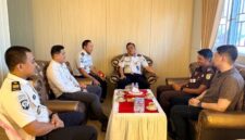 Kalapas Ampana, Febriansyah Saat Menerima Kunjungan Kejari Touna Baru David Razi Bersama Para Kasi.
