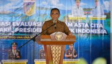 Gubernur Sulawesi Tengah, Anwar Hafid Saat Memberikan Sambutan di Rapat Koordinasi Evaluasi Program Asta Cita.
