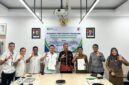 Pemkab Touna Bersama BPJS Ketenagakerjaan Menandatangani PKS Perlindungan Jaminan Sosial Ketenagakerjaan.