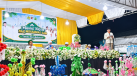 Sekda Touna, Alfian Matajeng Saat Memberikan Sambutan Pada Acara Peringatan Maulid Nabi.