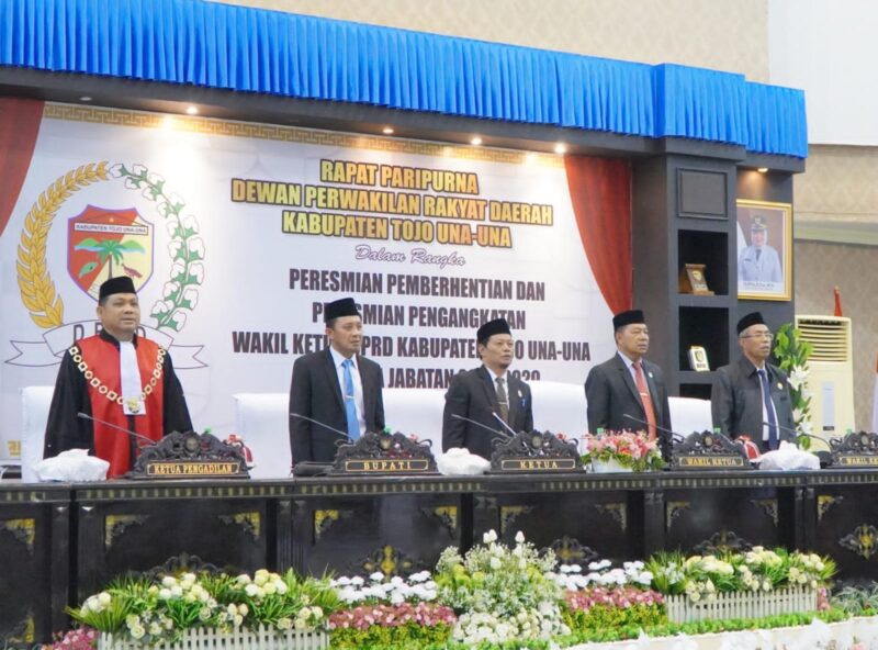 Rapat Paripurna Peresmian Pemberhentian dan Peresmian Pengangkatan Wakil Ketua DPRD Sisa Masa Jabatan 2024-2029.