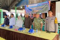 Wakil Bupati Surya Lapasiri Saat Menghadiri Sosialisasi Kajian Penetapan Garis Sempadan Danau Banano di Kecamatan Tojo.
