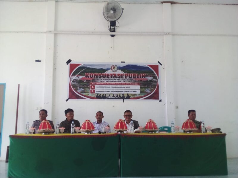 Bapemperda DPRD Touna gelar konsultasi Publik dua raperda tentang penyelenggaraan perkebunan kelapa sawit dan pencegahan perkawinan anak usia dini di Kecamatan Tojo Barat, Rabu (14/10/2026).