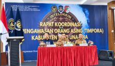 Rapat Koordinasi Pengawasan Orang Asing di Pimipin Langsung Asisten III Bidang Administrasi Umum Sekretariat Daerah Kabupaten Tojo Una-Una, Alimudin Muhamad 
